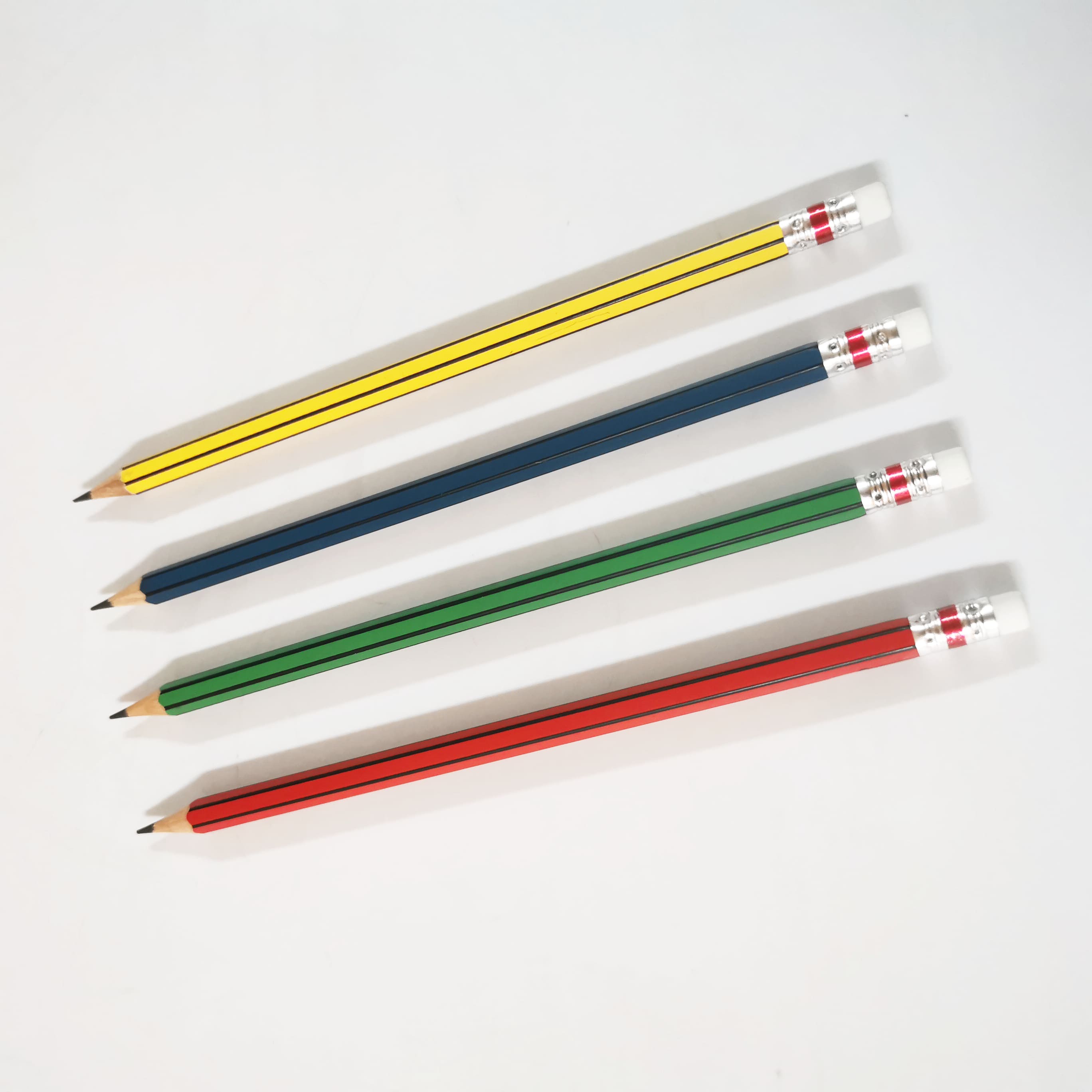 ดินสอดำ HB สีแดง (Quantum)