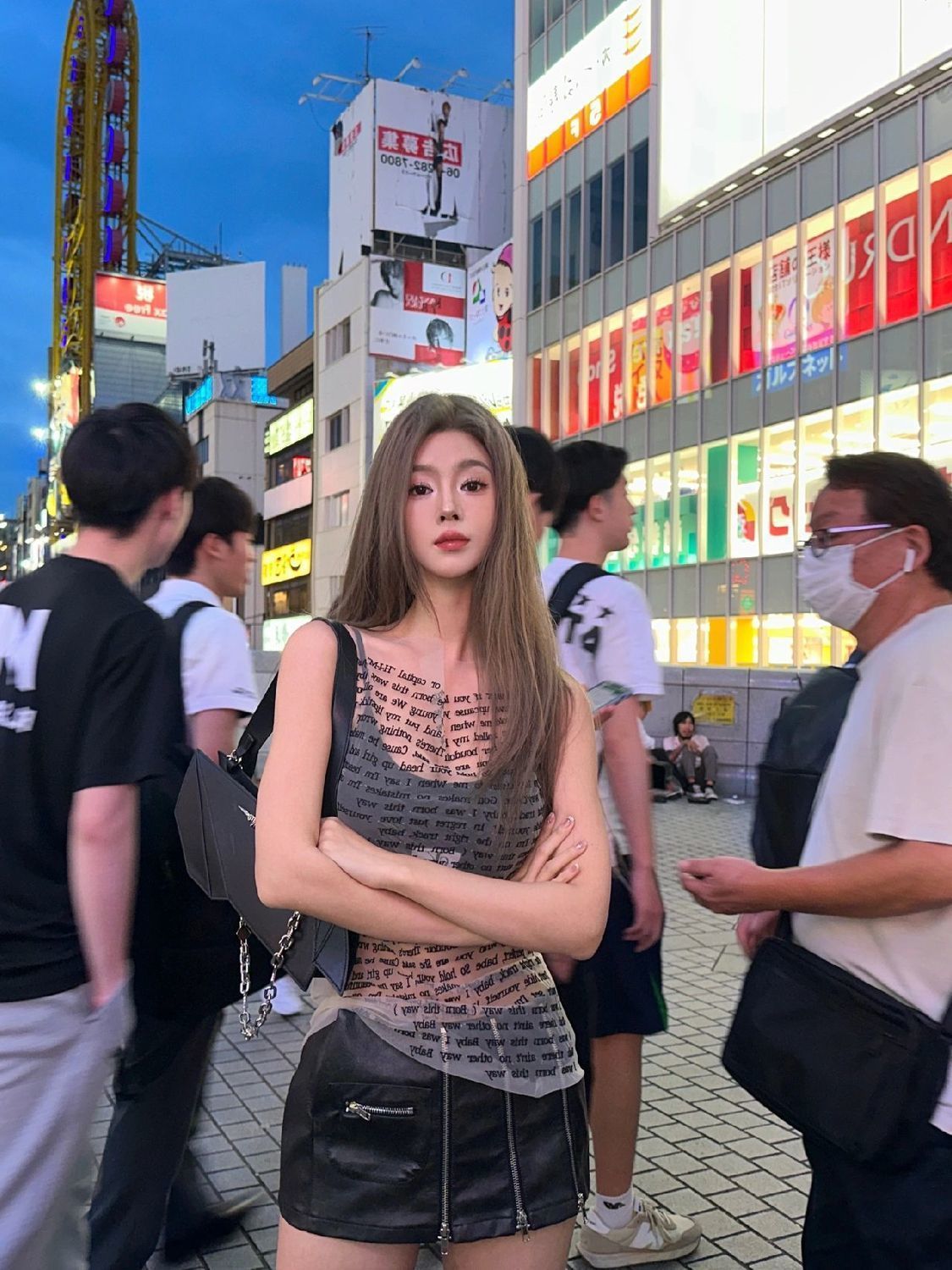 เสื้อซีทรู แขนกุด ลายอักษร เซ็กซี่ พร้อมส่งในไทย CN2492