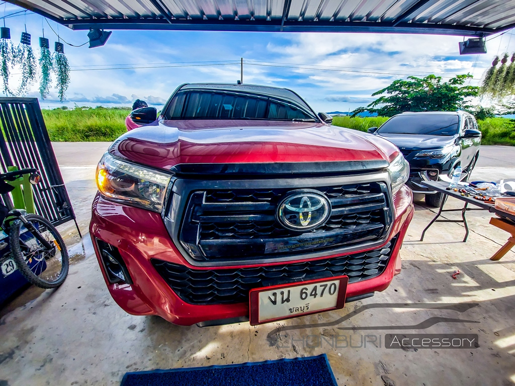 โลโก้แก้วสำหรับด้านหน้า MADE IN JAPAN โตโยต้า ฟอร์จูนเนอร์