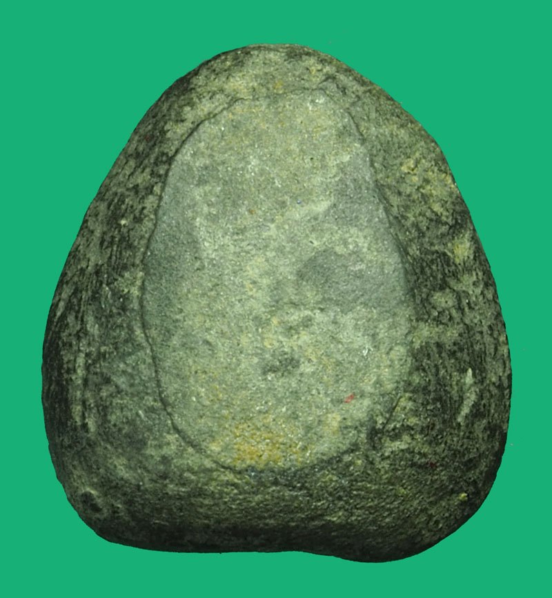 A5770 พระปิดตาเนื้อดินผสมผงใบลาน ไม่ทราบที่และปีสร้าง 6