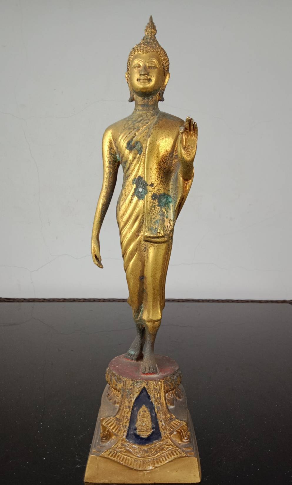 73.พระพุทธรูปปางลีลา