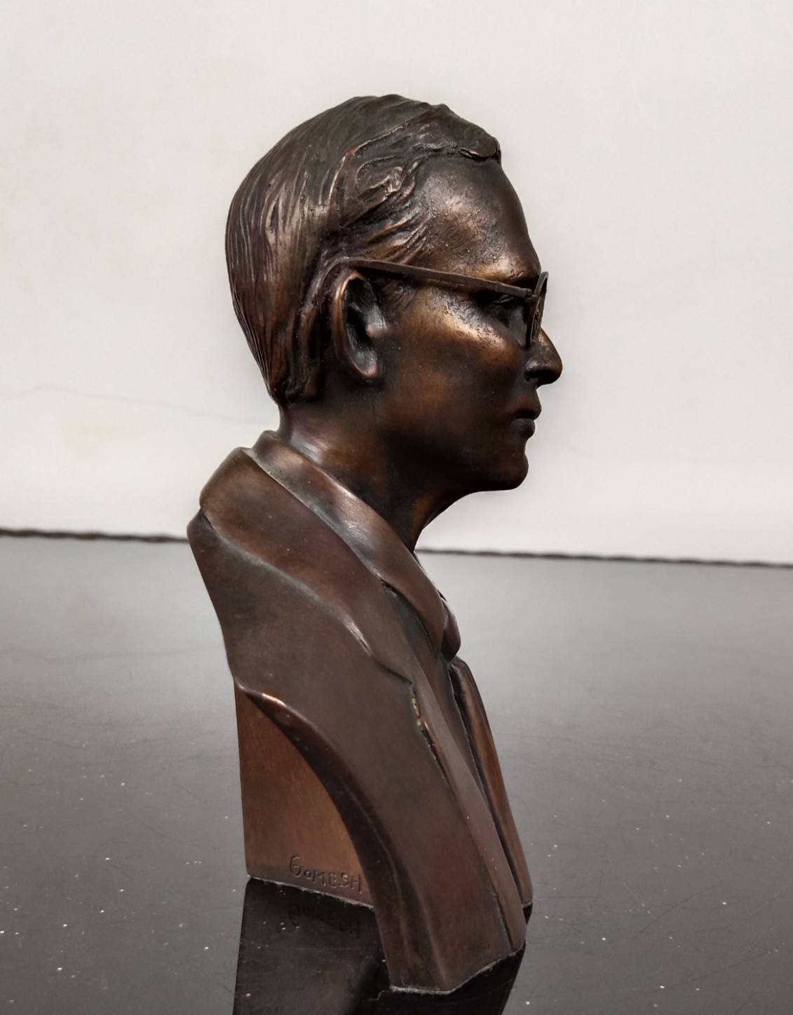 17.พระบรมรูปหล่อในหลวงรัชกาลที่ 9 พระบาทสมเด็จพระปรมินทรมหาภูมิพลอดุลยเดช