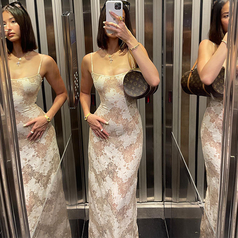 เดรสสายเดี่ยวลูกไม้ ถักหลัง งานซับใน GB2195