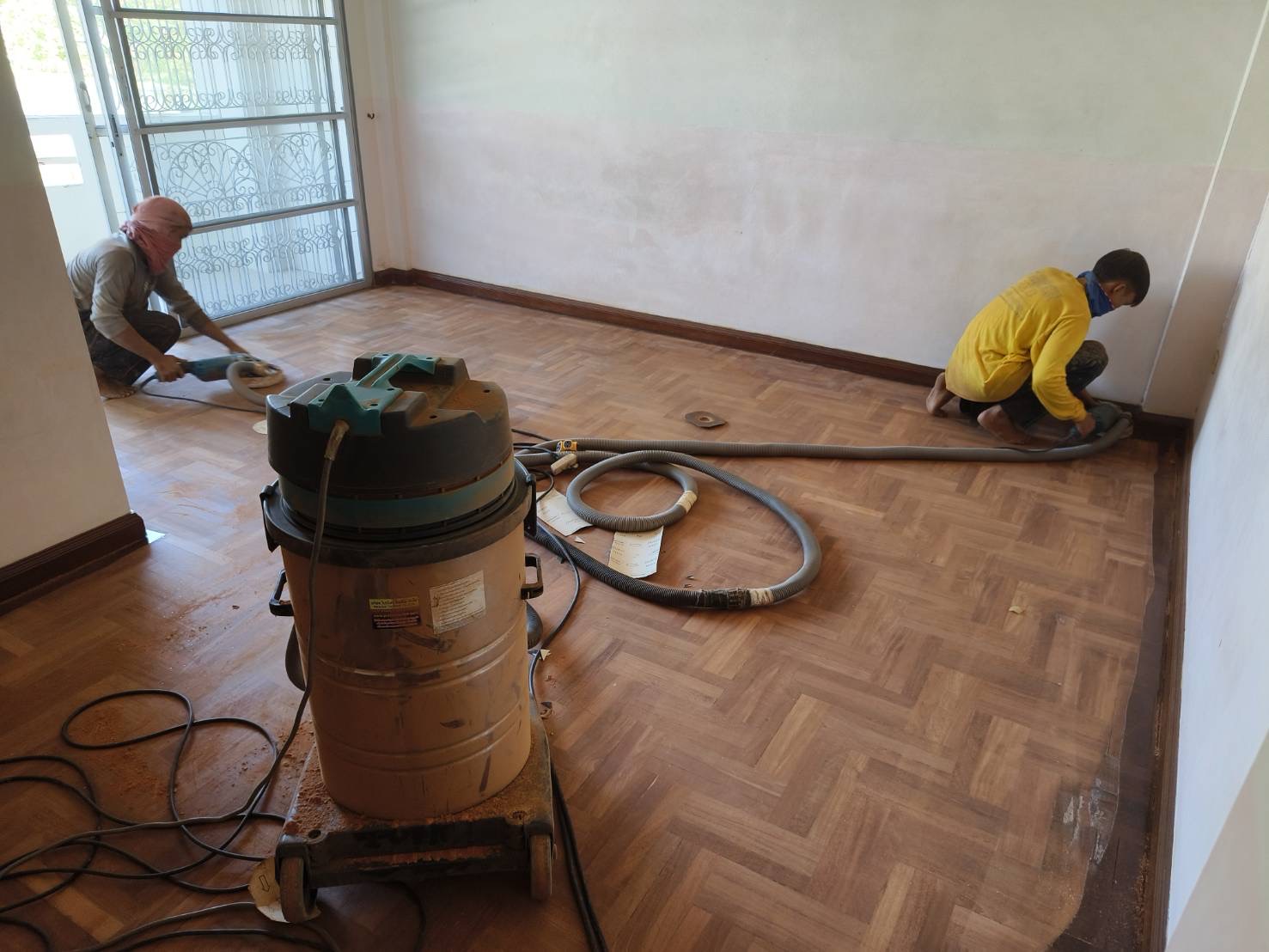 รับซ่อมพื้นปาร์เก้