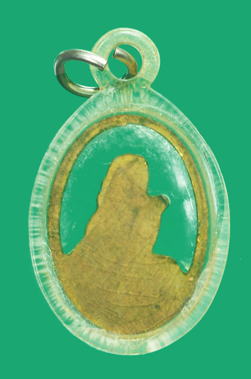 A5056 พระนางกวัก กระหลั่ยทอง เลี่ยมพลาสติกเก่า ไม่ทราบที่และปีสร้าง 12