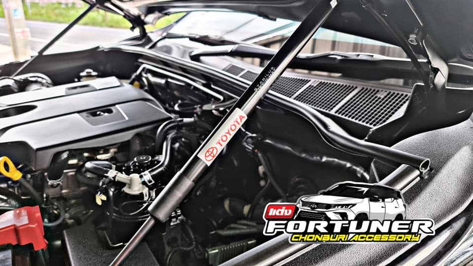 โช๊คยกฝากระโปรงหน้า แท้ โตโยต้า ฟอร์จูนเนอร์