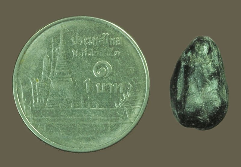 A5635 พระพิมพ์เนื้อผงใบลานเก่าพอมีอายุ ไม่ทราบที่และปีสร้าง 3