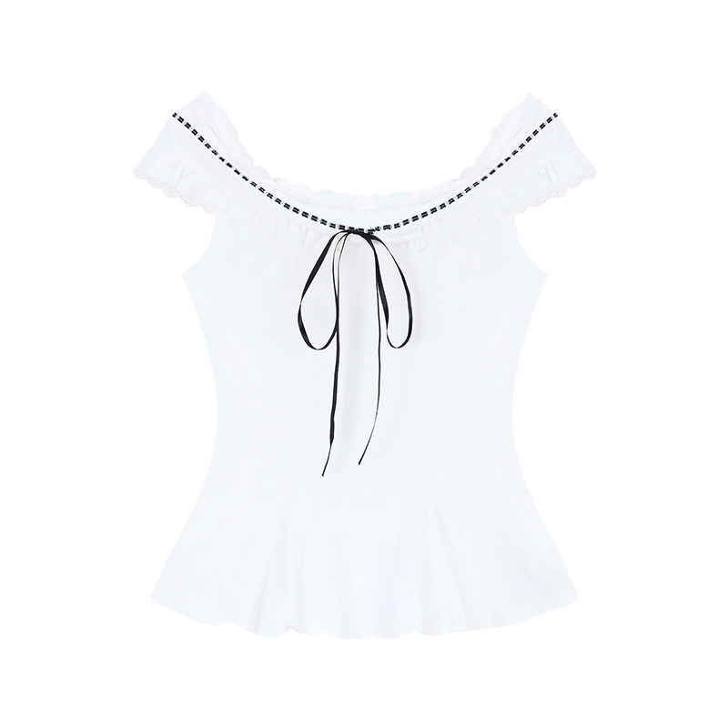 ส่งด่วนในไทยเสื้้อครอป ขาว ปาดไหล่ โบว์ดำ พร้อมส่ง CN8111