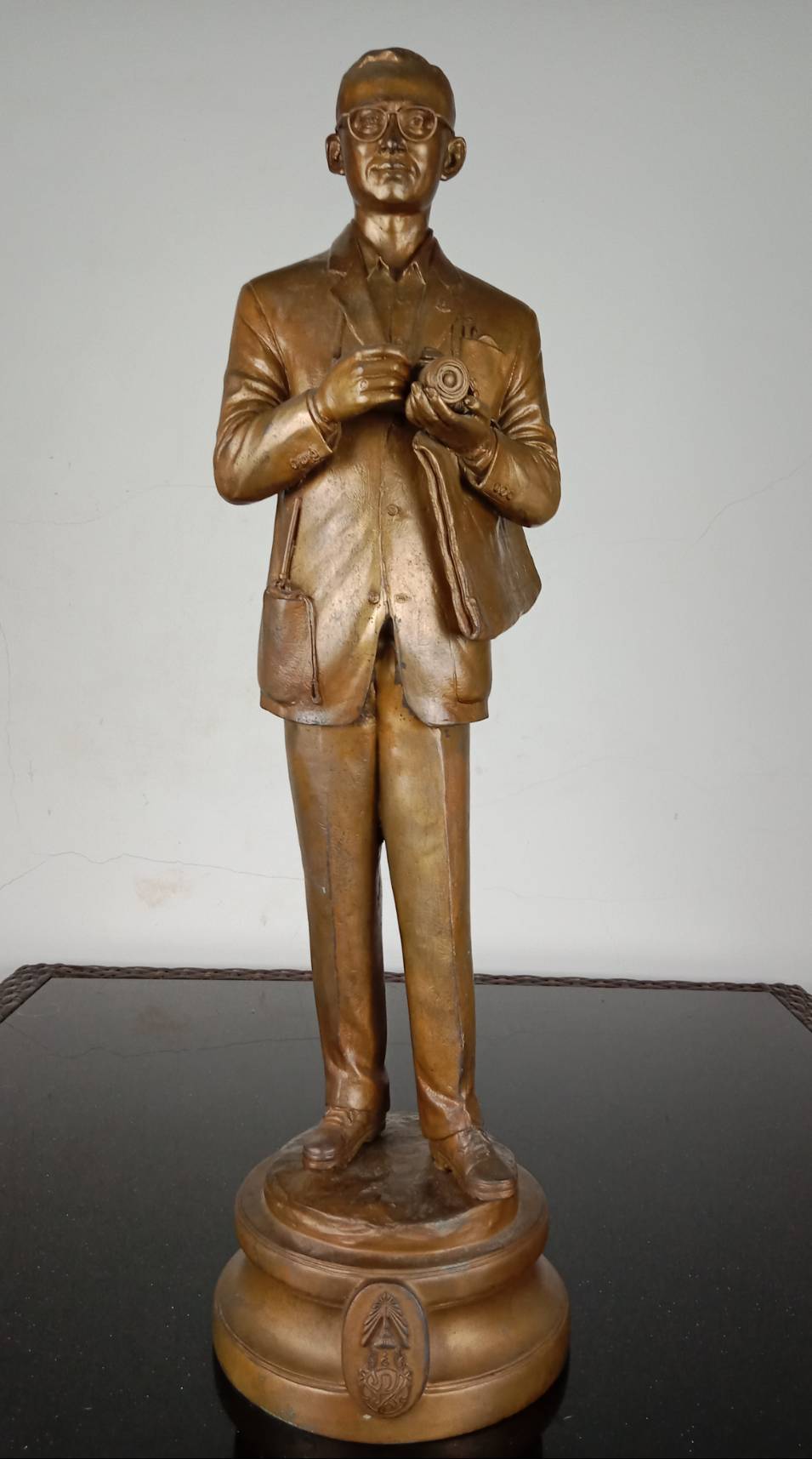 473.พระบรมรูปหล่อในหลวงรัชกาลที่9 พระบาทสมเด็จพระปรมินทรมหาภูมิพลอดุลยเดช "ทรงงาน"(จำลอง)