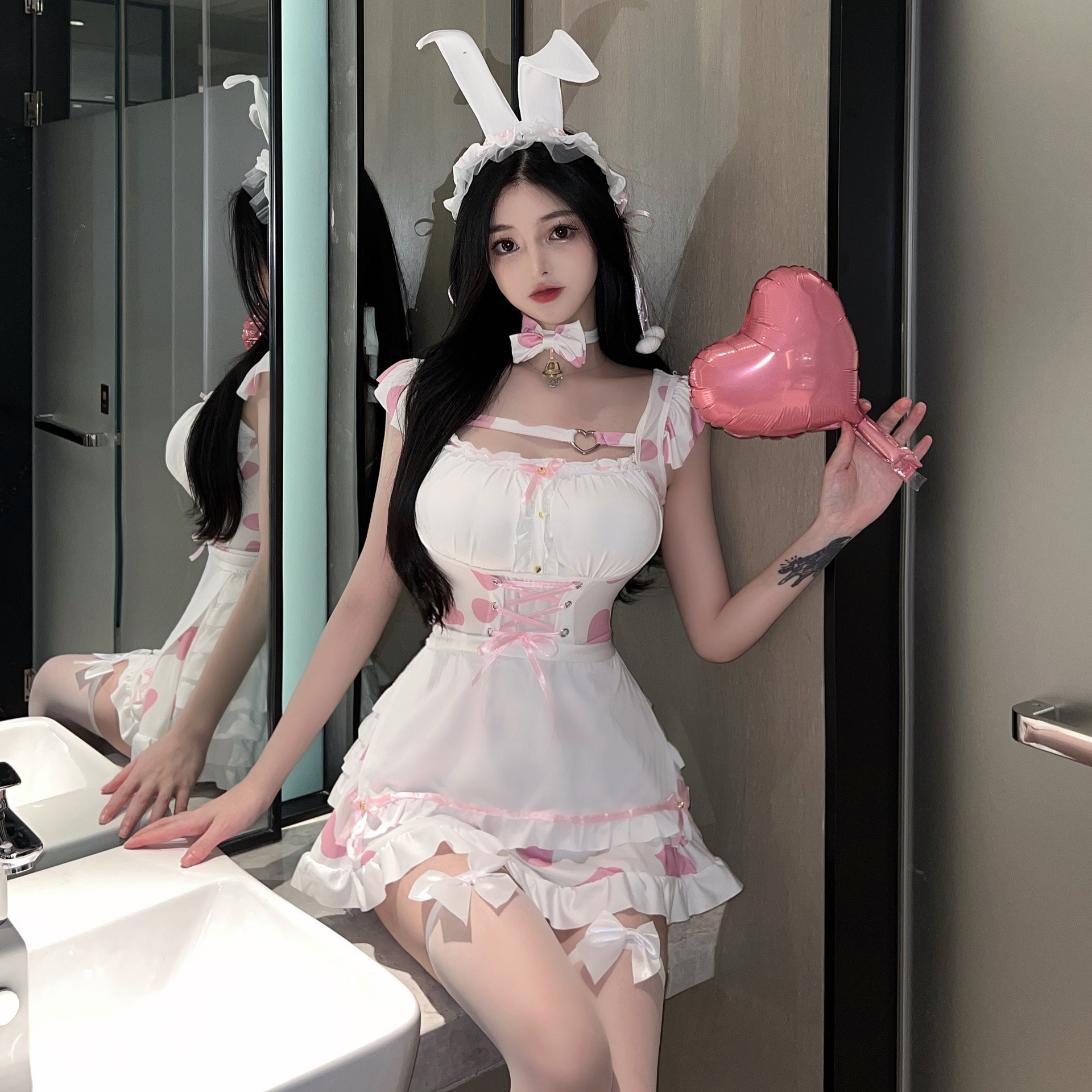 คอสเพลย์ สาวใช้ แม่บ้าน เมด คนรับใช้ เครื่องแบบ ชุดเซ็กซี่ ชุดรัดรูป / Cosplay Maid / Sexy Lady / Tight Dress