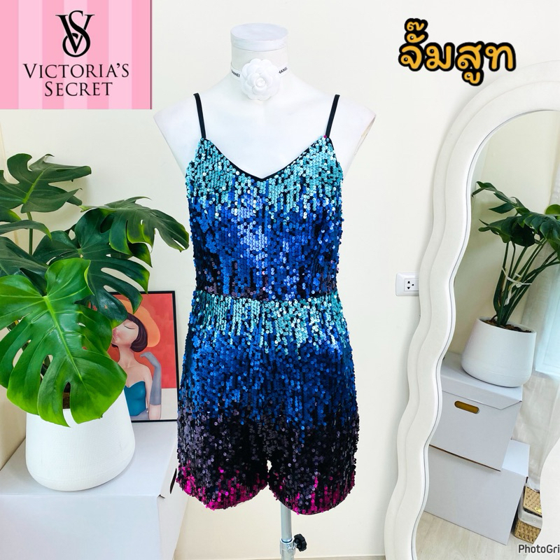 ไซด์ Mแบรนด์ Voctoria Secret จั๊มสูท กางเกงขาสั้น งานเกล็ดวิบวับ ไล่โทนสี ใส่ออกงาน เดรสออกงาน ชุดปาร์ตี้(334)