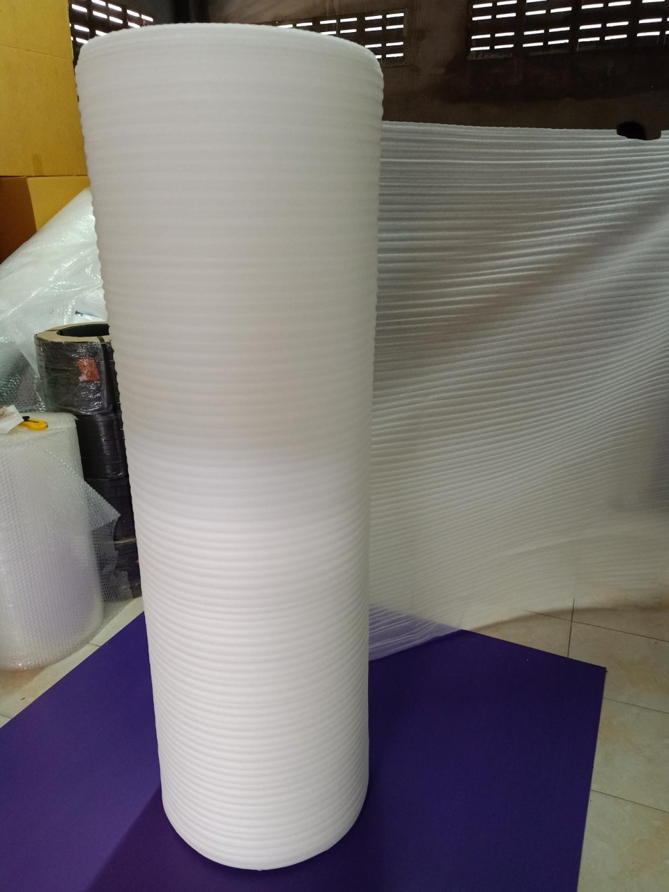 EPE FOAM โฟมบางกันริ้วรอย 1..30 M x 300 M หนา 0.5 มม