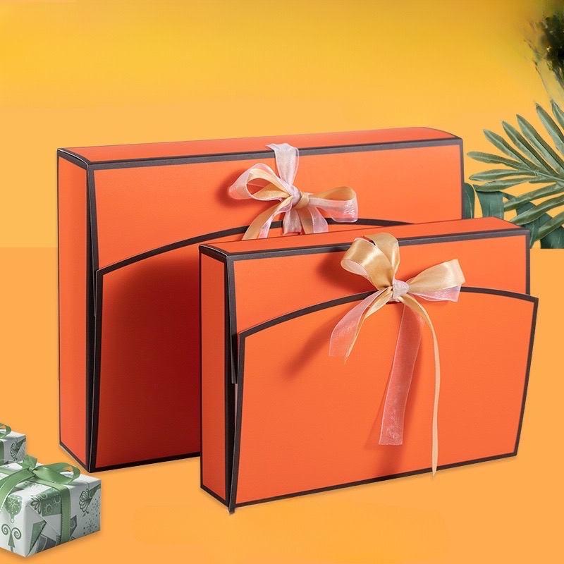 กล่องของขวัญสำเร็จรูป พร้อมริบบิ้นโบว์ ขนาด 10.5 นิ้ว