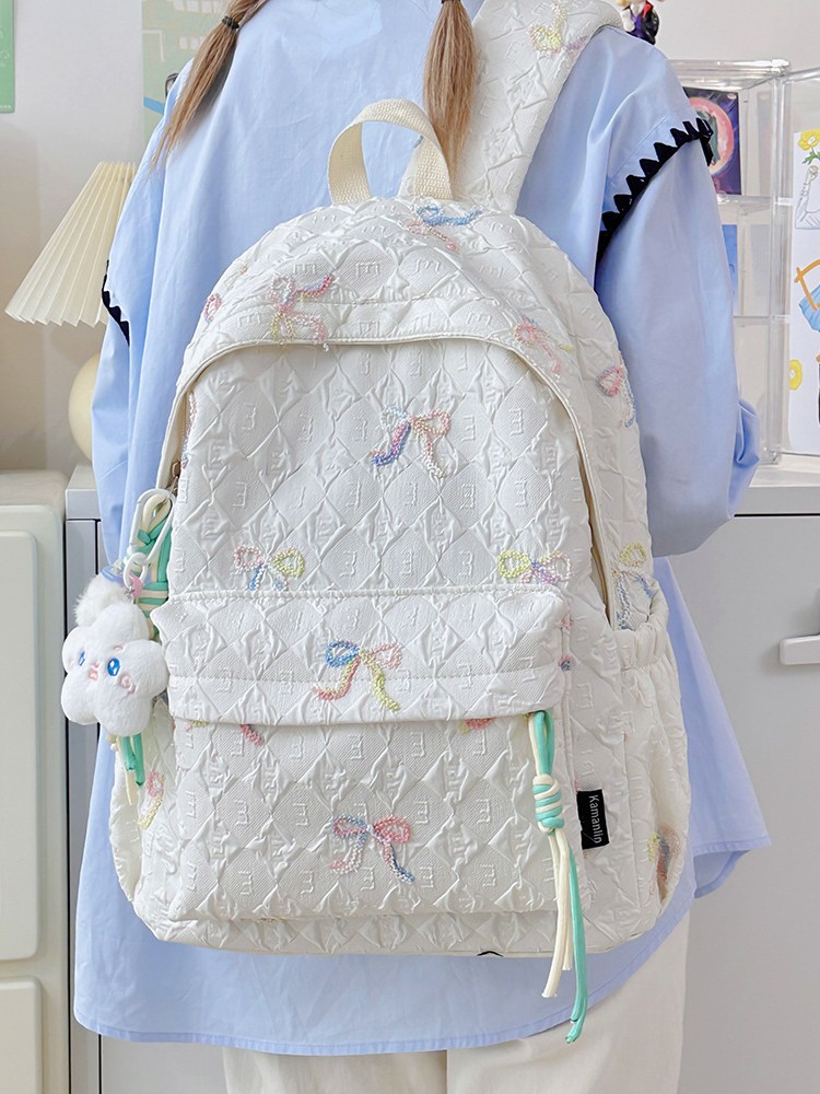 กระเป๋าเป้ ปักโบว์ แถมพวงกุญแจดาว รหัส Bag008