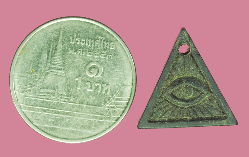 A5298 เครื่องราง ดวงตานำโชค สองหน้าไม่ทราบที่และปีสร้าง 3