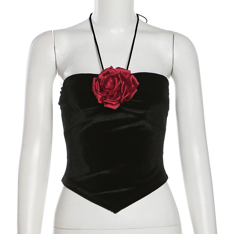 เสื้อครอปดำ เกาะอกกุหลาบ รหัส CN43635