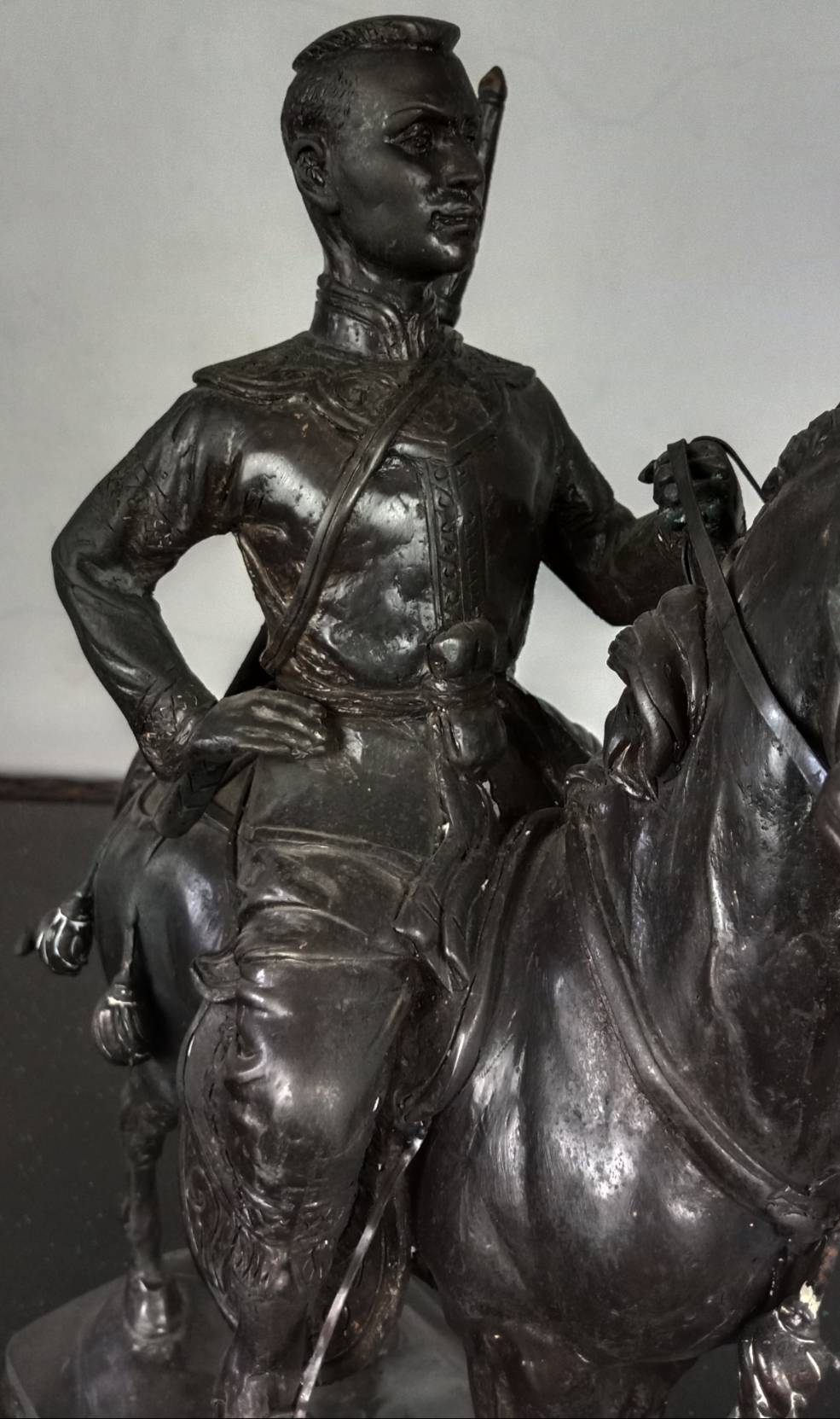 530.พระบรมรูปหล่อสมเด็จพระนเรศวรมหาราชทรงม้าศึก