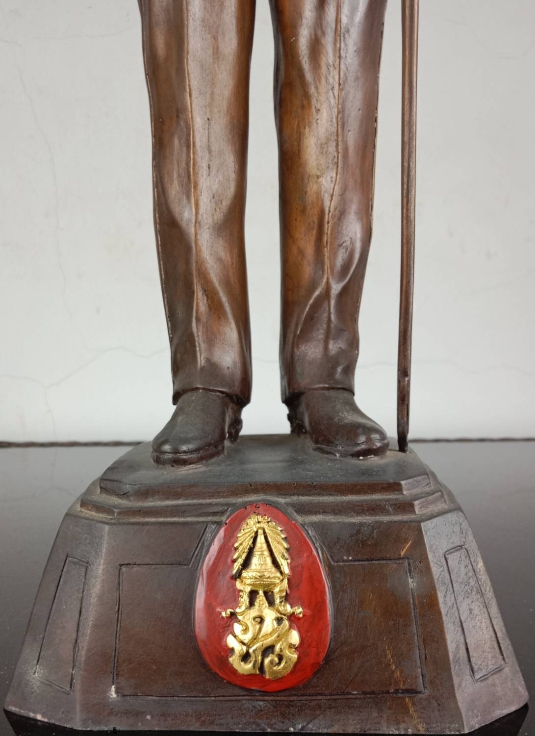 30.พระบรมรูปหล่อโลหะในหลวงรัชกาลที่9 พระบาทสมเด็จพระปรมินทรมหาภูมิพลอดุลยเดช(รมดำ)