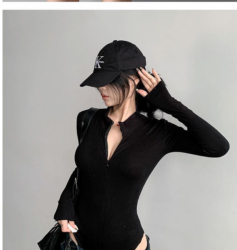 เสื้อแขนยาว บอดี้สูท ซิปหน้า รหัส CN2185