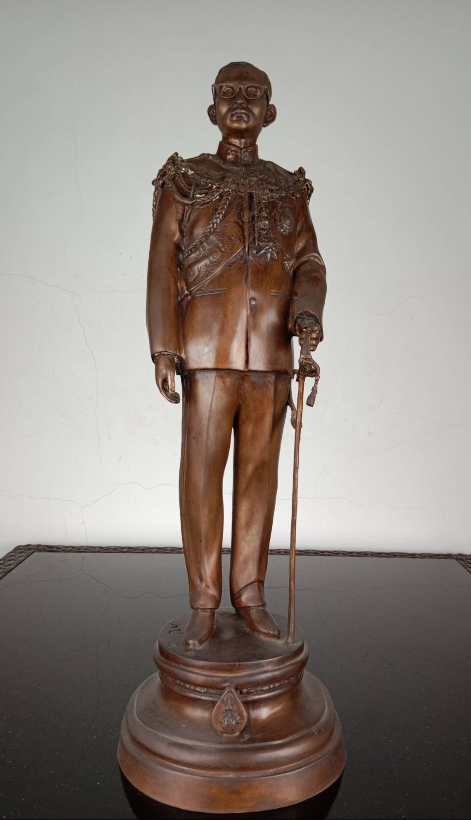 42.พระบรมรูปหล่อในหลวงรัชกาลที่9 พระบาทสมเด็จพระปรมินทรมหาภูมิพลอดุลยเดช