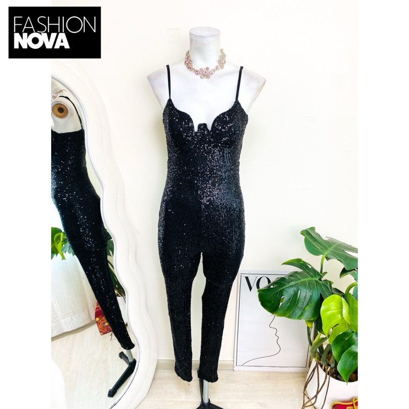 ไซด์ XS แบรนด์ Fashion novaแท้ 100%🌸จั๊มสูท Luxury งานเกล็ดวิบวับ สีดำ ใส่ออกงาน ทรงเข้ารูป เดรสออกงาน ชุดปาร์ตี้