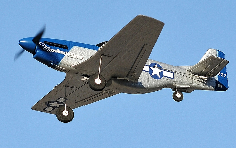 เครื่องบินพร้อมเล่น Mini P51D RC Plane RTF 450mm