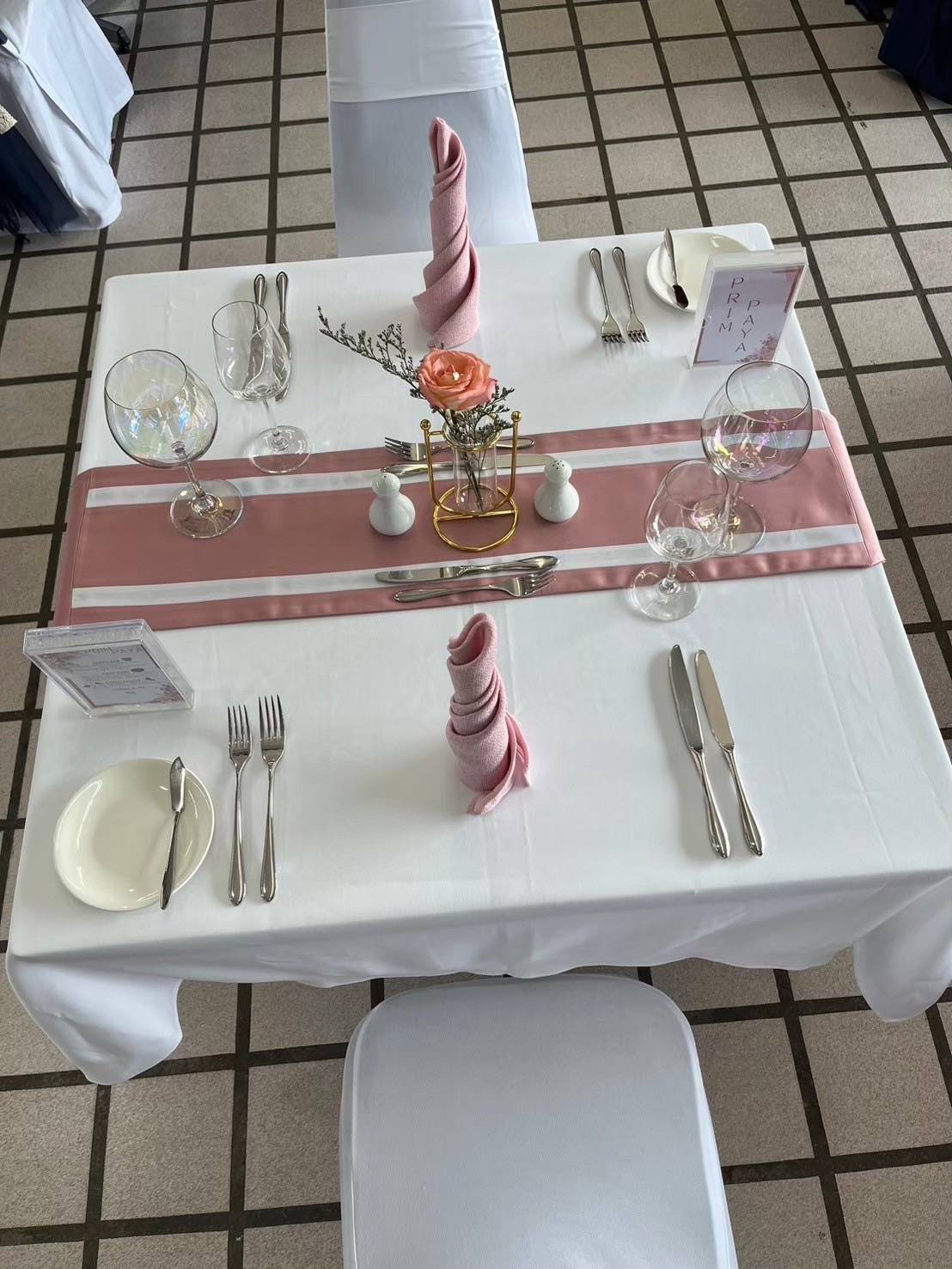 ผ้าเช็ดปาก napkin (Cotton satin 100%) สำหรับบนโต๊ะอาหาร