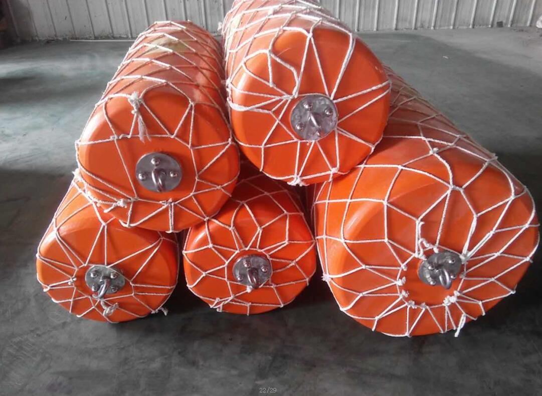ทุ่นยาง โฟม EVA ขนาดใหญ่ Marine EVA Foam Filled Fender