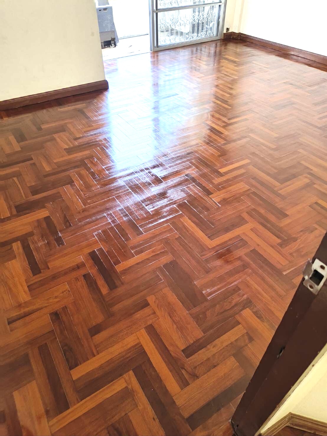 ช่างปาร์เก้