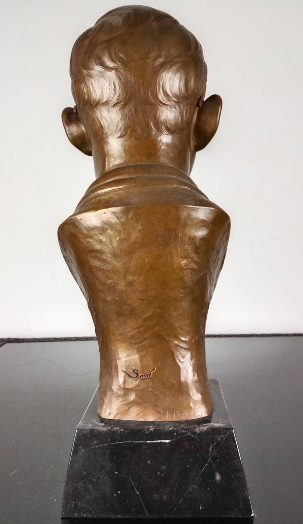 43.พระบรมรูปหล่อครึ่งพระองค์ในหลวงรัชกาลที่9 พระบาทสมเด็จพระปรมินทรมหาภูมิพลอดุลยเดช