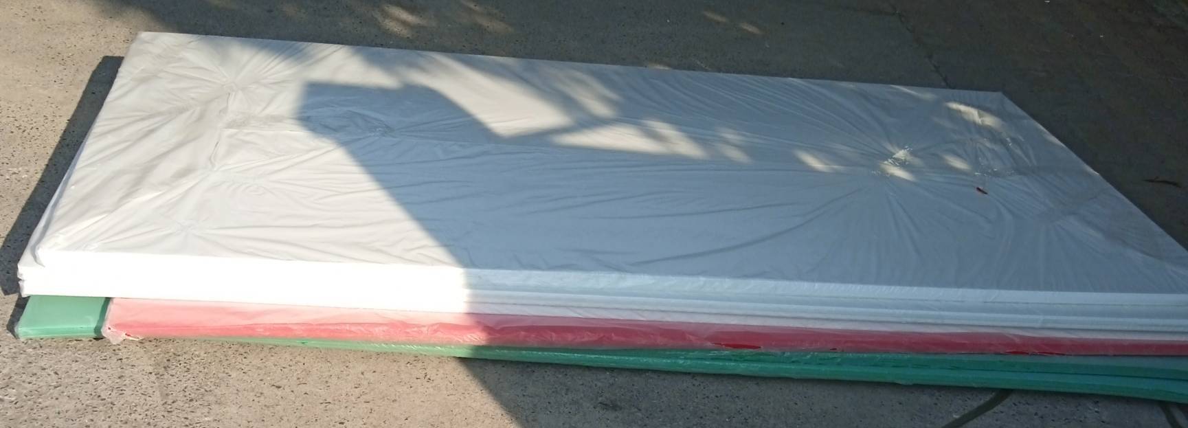 ฟิวเจอร์บอร์ดขนาด 1.30x2.45 M หนา 5 มม ทุกสี ราคาแผ่นละ 220บาท (บรรจุ10แผ่น/แพ็ค) ขายยกแพ็ค