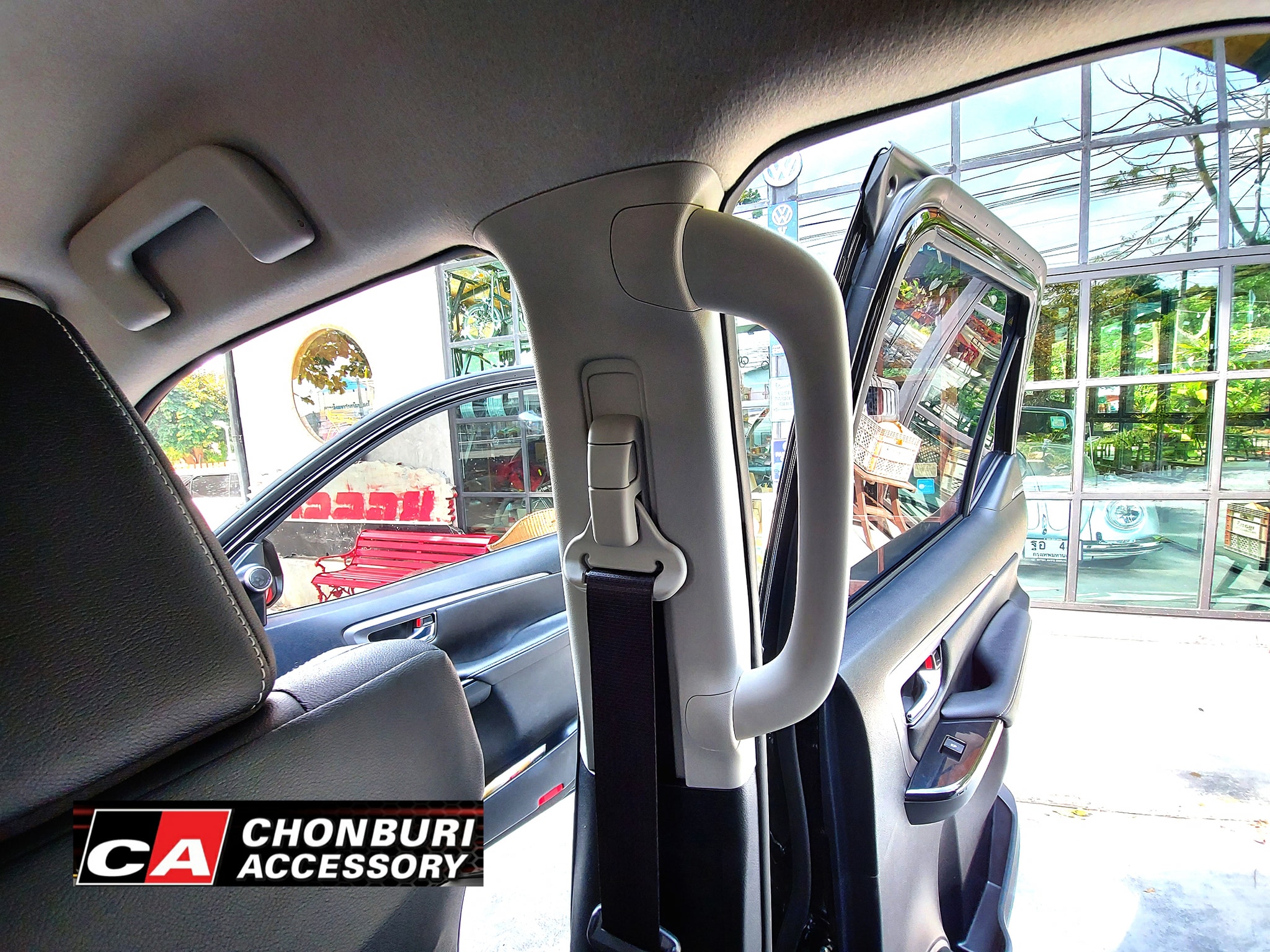 มือจับ มือโหน เสา B สีเทา โตโยต้า ฟอร์จูนเนอร์