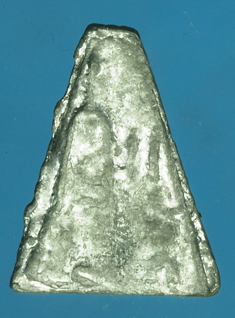 B2402 พระพุทธ เนื้อชินตะกั่ว ไม่ทราบที่และปีสร้าง 3