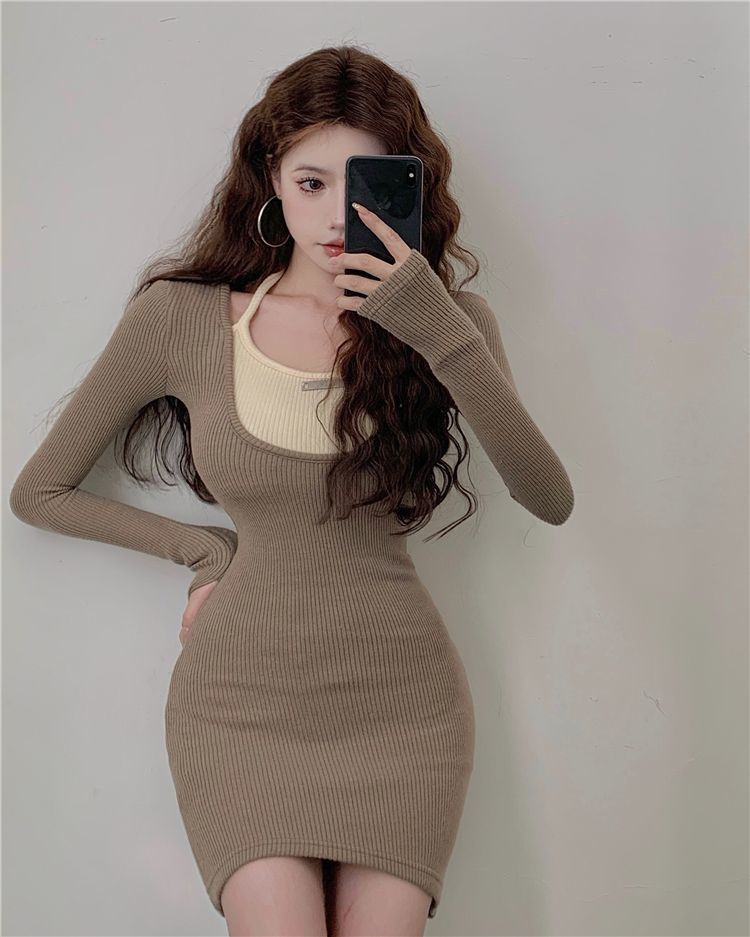 ชุดเดรส สายเดี่ยว แขนยาว 2 มิติ รหัส CN24819