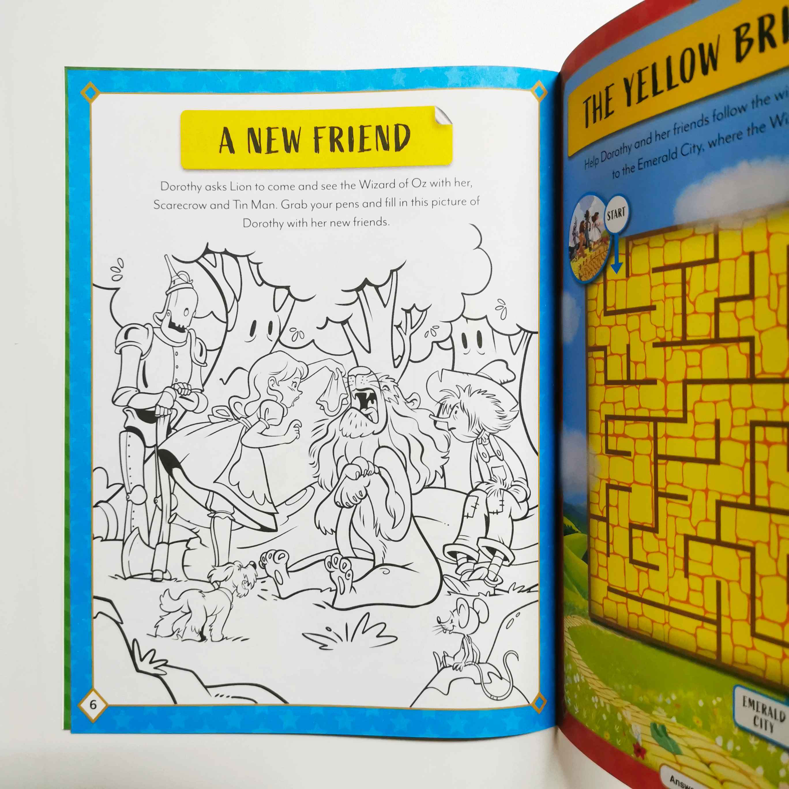 The Wizard of Oz Sticker Activity Book