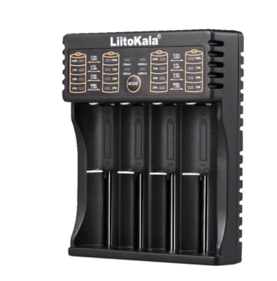 เครื่องชาร์จถ่าน Liitokala Lii-402 ชาร์จถ่านได้ 4 ช่อง สามารถชาร์จถ่าน 1.2V และ 3.7V ของแท้ ชาทถ่านได้หลายชนิด เต็มแล้วตัด