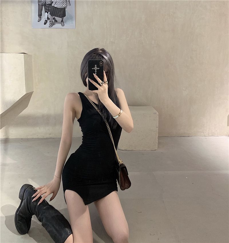 เดรสแขนปาดไหล่ รัดรูปเซ็กซี่ รหัส CN2191