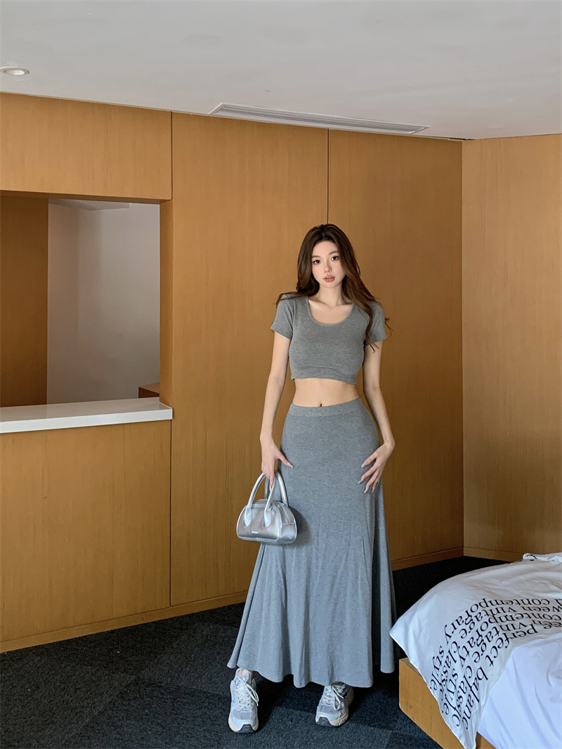 ชุดเซท เสื้อ+กป. กระโปรงยาว รหัส CN4680