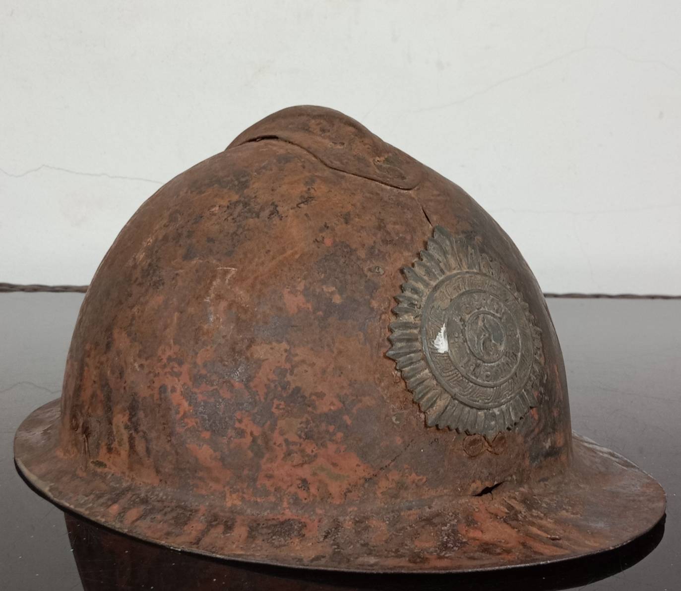 548.หมวกเหล็กแบบ Adrian ของสยาม