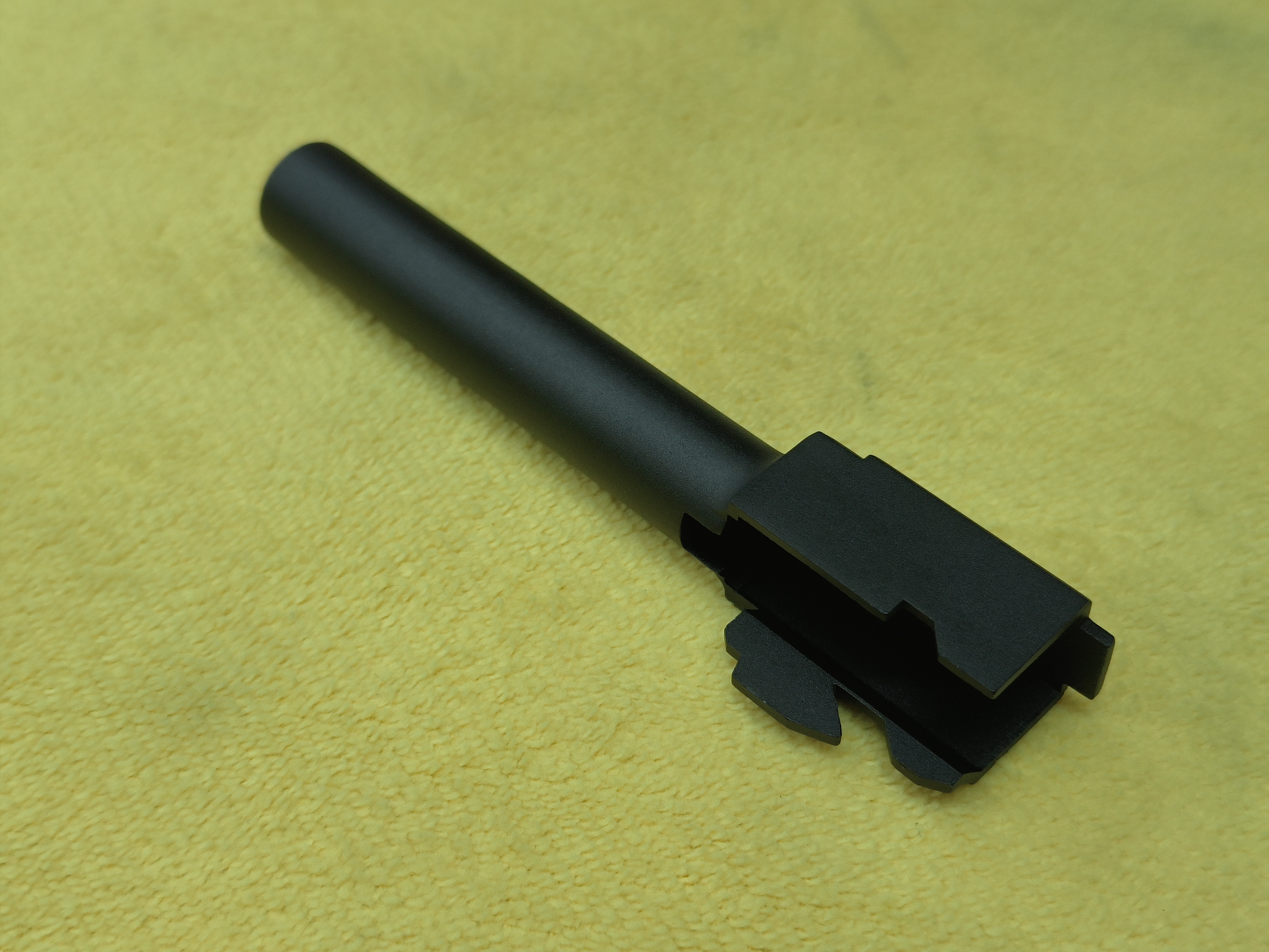 ท่อนอก Glock18 - WE