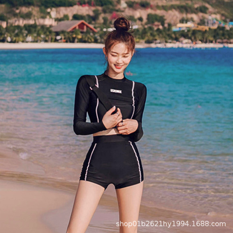 ชุดว่ายน้ำ แขนยาว ชุดเล่นเซิร์ฟ เสื้อแขนยาว+กางเกง SW068