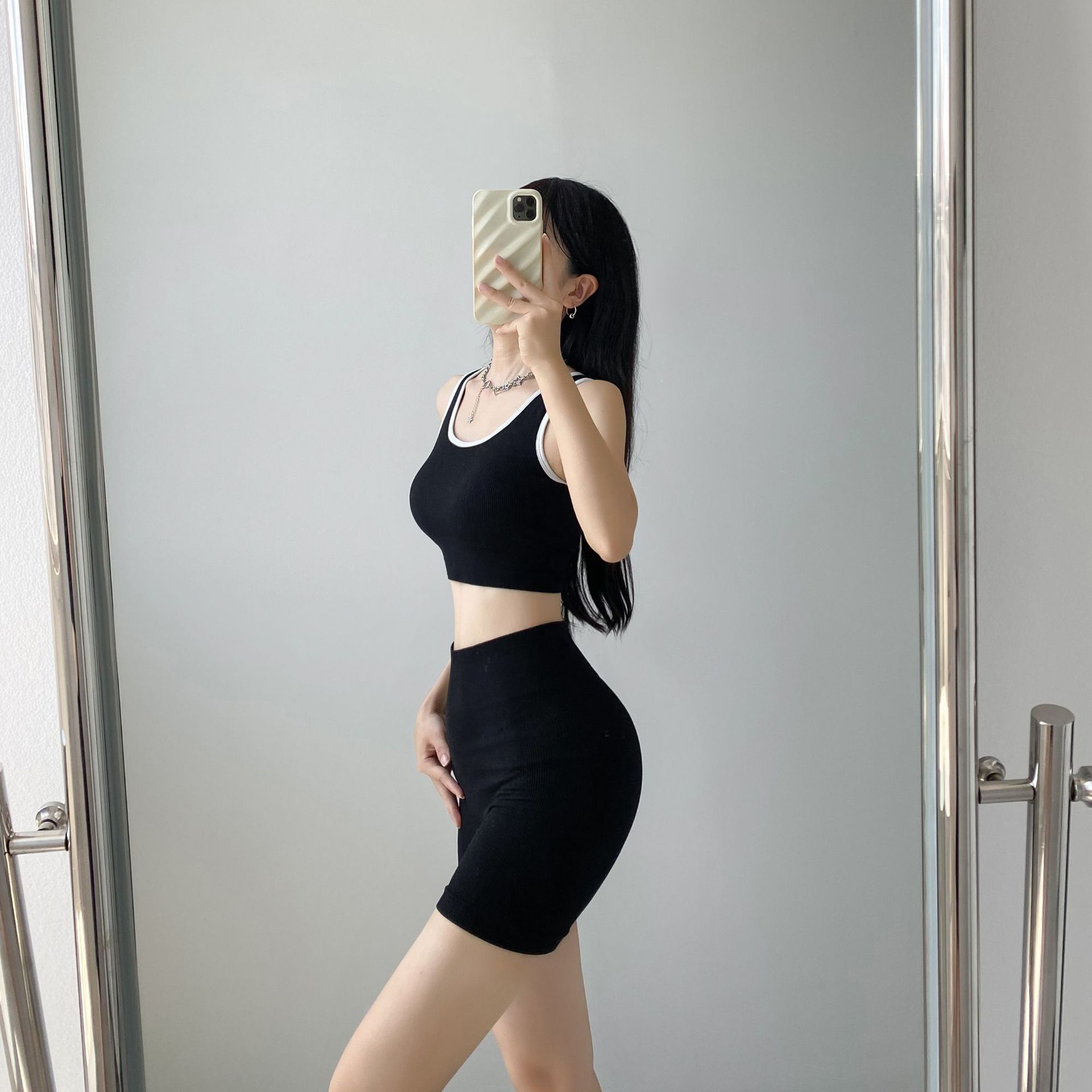 ชุดเซทสปอร์ตบรา ชุดออกกำลังกาย ชุดโยคะ เสื้อ+กางเกง เซท 2 ชิ้น (รหัส SP045/SP046)