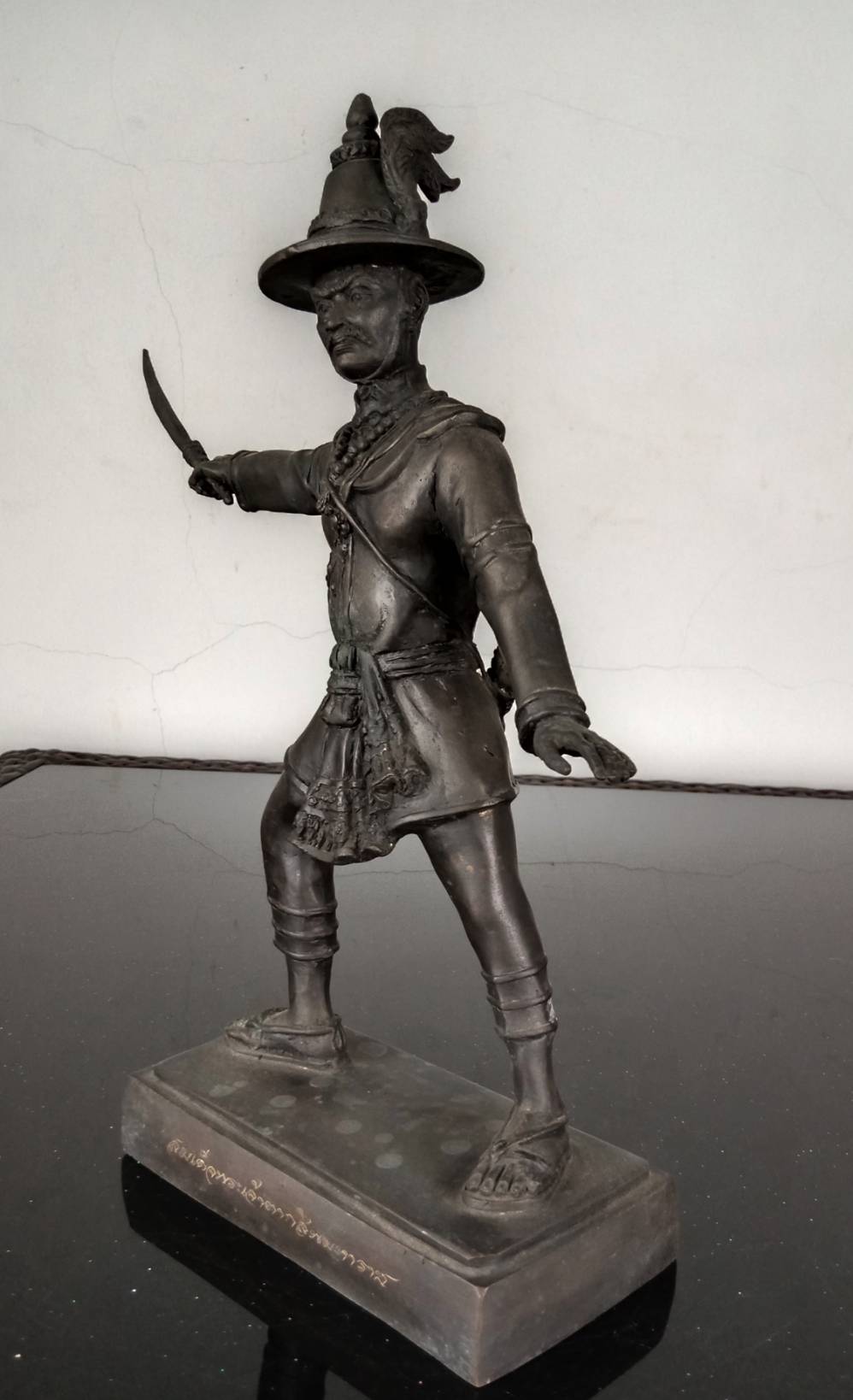 282.พระบรมรูปหล่อสมเด็จพระเจ้าตากสินมหาราช ทรงยืน