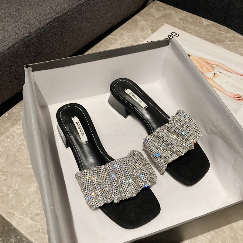 รองเท้าแตะ รองเท้าเพชร เสริมส้น 1 นิ้ว SH895