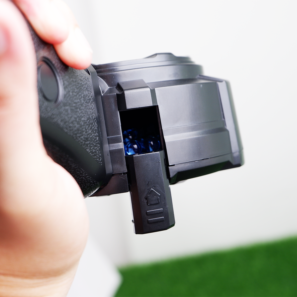 (29)Desert Eagle สีดำล้วน ปืนเจลไฟฟ้า ของเล่น ยิงรัวได้ ชักยิงได้