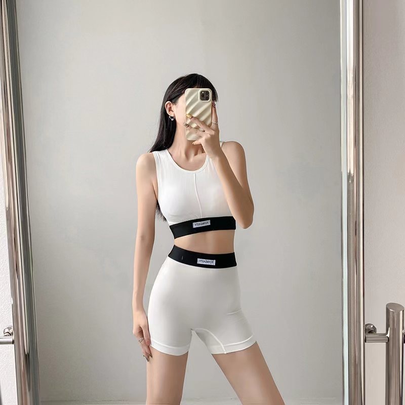 ชุดเซทสปอร์ตบรา ชุดออกกำลังกาย ชุดโยคะ เสื้อ+กางเกง เซท 2 ชิ้น (รหัส SP045/SP046)