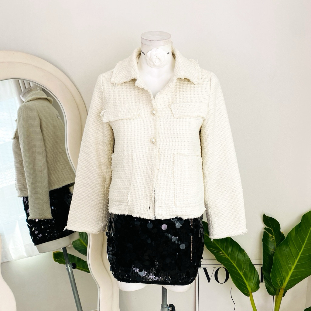 ไซด์ M แบรนด์ Yolmini แท้ 100%🌸เสื้อแขนยาวผ้าทวิต Luxury ผ้าทวิต Tweed งานวิบวับ สีขาว ใส่ออกงาน