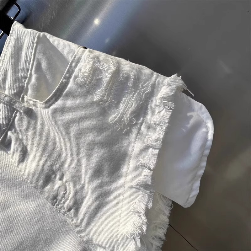 กางเกงขาสั้น แต่งขาด ทรงเอวสูง พร้อมส่งในไทย