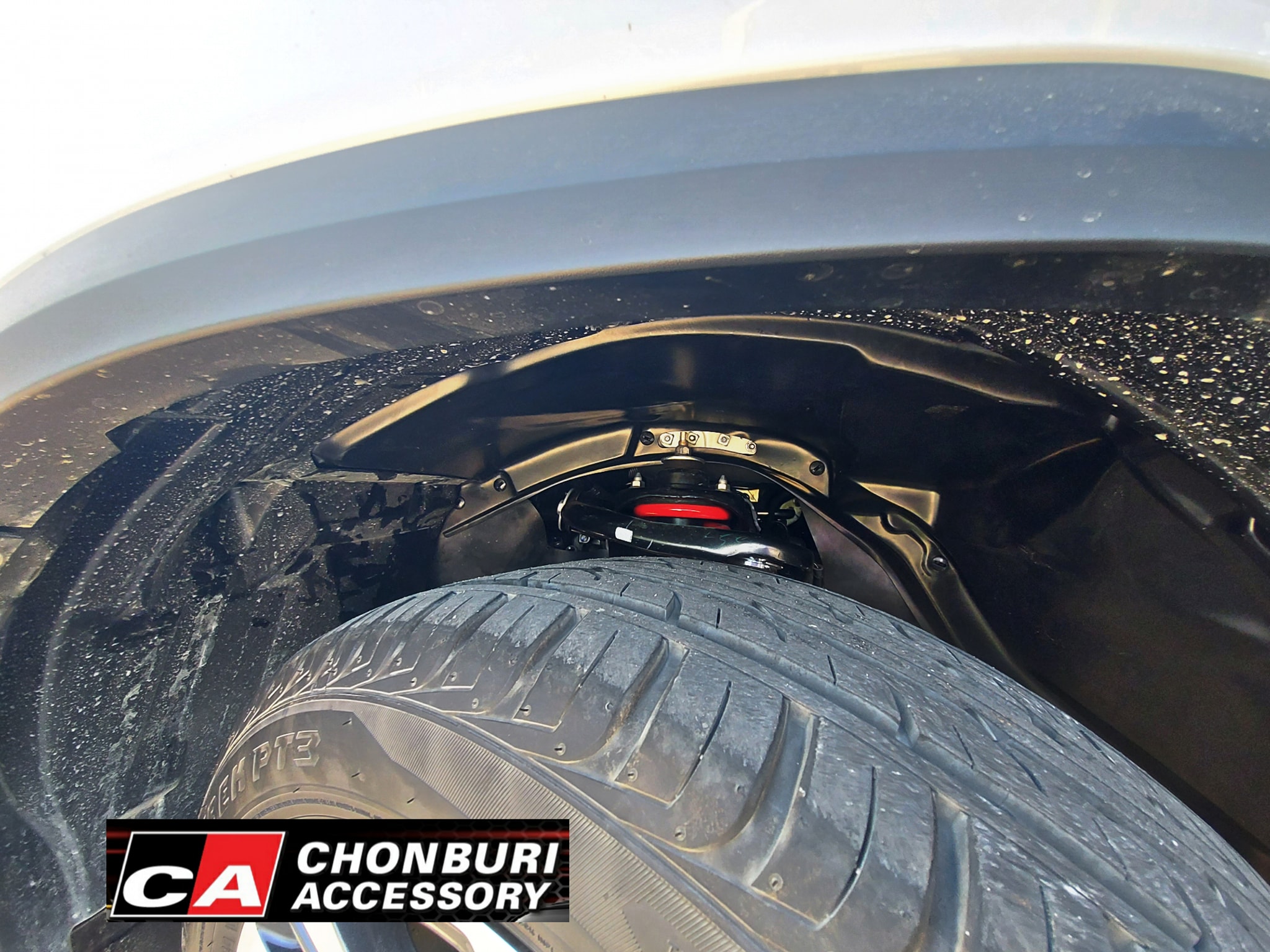 กันโคลนซุ้มล้อ แท้ศูนย์ โตโยต้า ฟอร์จูนเนอร์