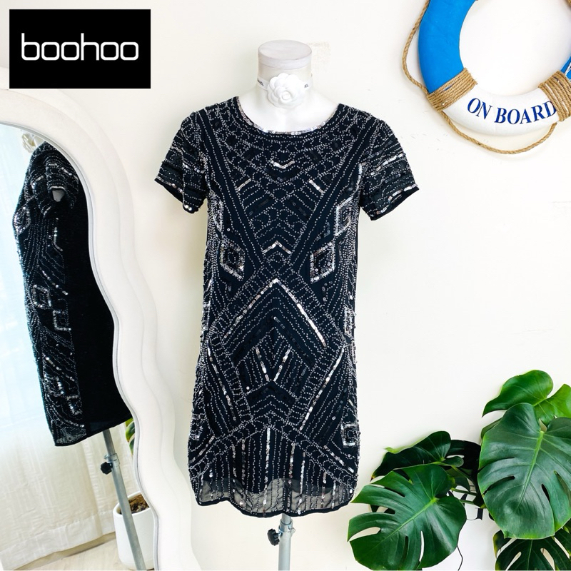 ไซด์ S มือ 1 แบรนด์ boohoo แท้ 100%🌸เดรส งานปักปล้อง งานเกล็ดวิบวับ สีดำสนิท ใส่ออกงาน ทรงเข้ารูป เดรสออกงาน ชุดปาร์ตี้